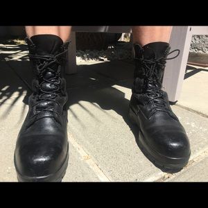 black bates boots